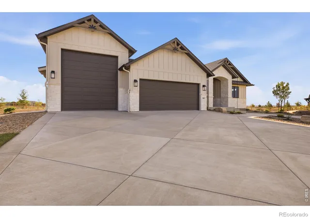 Photo 3 of Single family home for sale at 967 Warbling Dr, Windsor, CO 80550 | MLS# IR1068343 | Listing updated on 2026-10-05