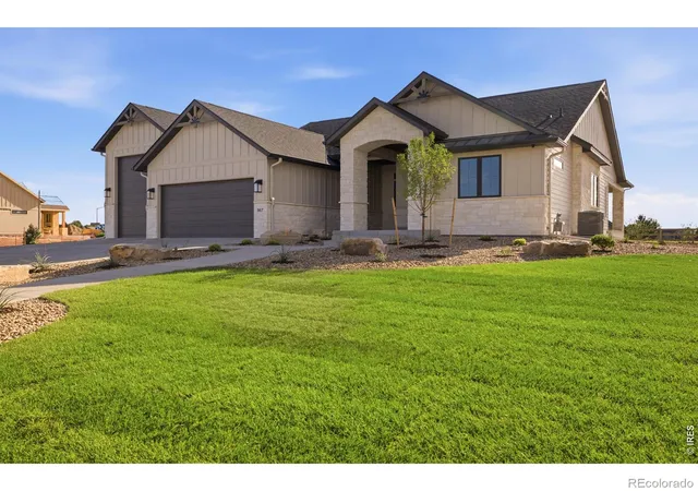 Photo 3 of Single family home for sale at 967 Warbling Dr, Windsor, CO 80550 | MLS# IR1068343 | Listing updated on 2026-10-10