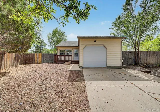 Photo 1 of Single family home for sale at 3861 S Truckee Way, Aurora, CO 80013 | MLS# 6339194 | Listing updated on 2026-10-09