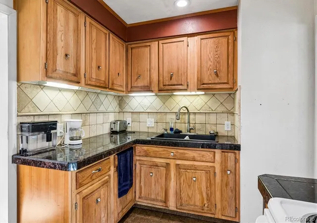 Photo 4 of Single family home for sale at 3025 S Delaware St, Englewood, CO 80110 | MLS# 7748346 | Listing updated on 2026-09-22