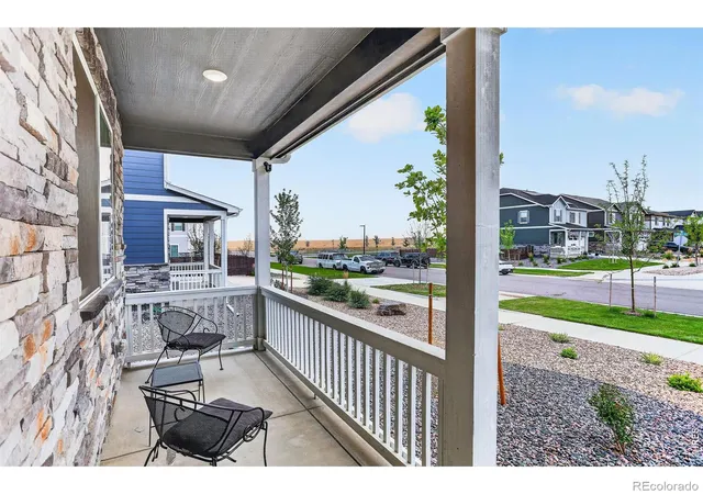 Photo 4 of Single family home for sale at 27671 E Byers Ave, Aurora, CO 80018 | MLS# IR1068354 | Listing updated on 2026-10-06