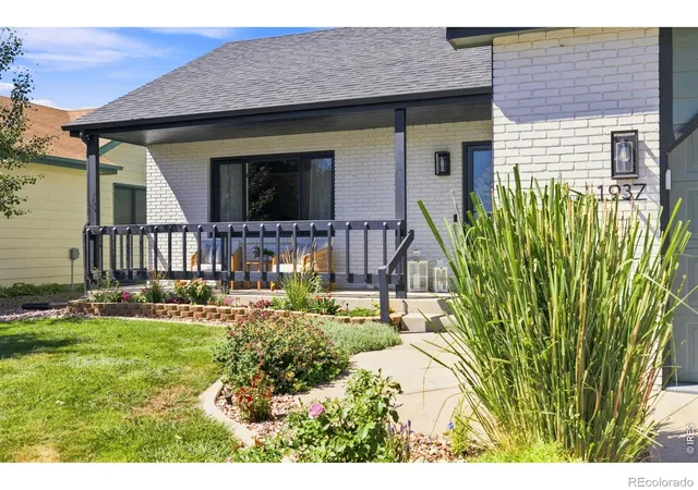 Photo 2 of Single family home for sale at 1937 Hyde Dr, Loveland, CO 80538 | MLS# IR1068355 | Listing updated on 2026-09-29