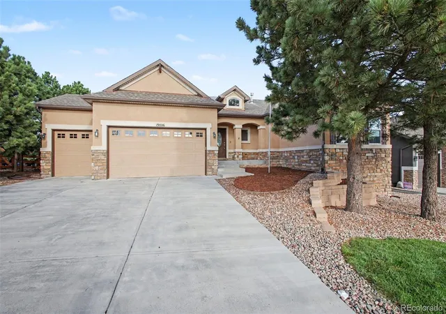 Photo 1 of Single family home for sale at 19886 Talking Rock Hts, Monument, CO 80132 | MLS# 2660158 | Listing updated on 2026-10-08