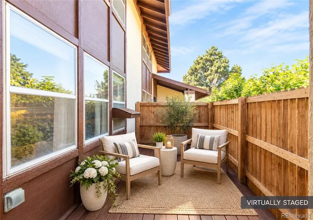 Photo 3 of Townhouse for sale at 3785 S Fairplay Way, Aurora, CO 80014 | MLS# 8354059 | Listing updated on 2026-10-06