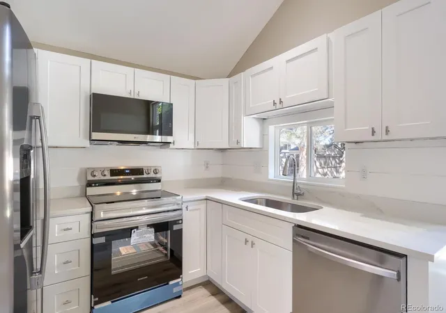 Photo 4 of Single family home for sale at 3771 S Danube Cir, Aurora, CO 80013 | MLS# 3666255 | Listing updated on 2026-10-09
