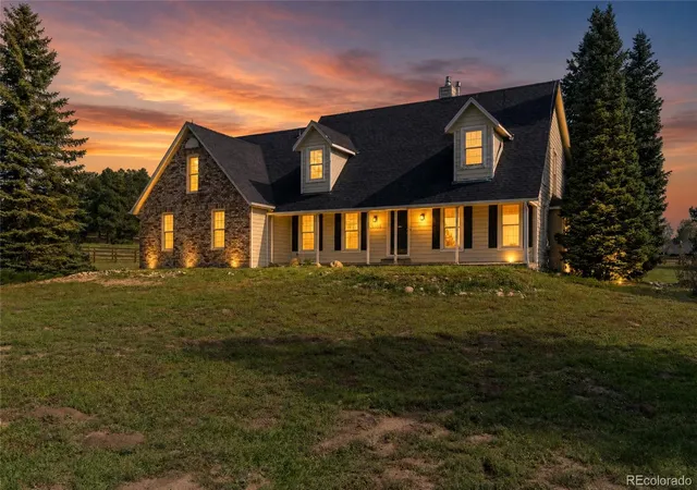 Photo 3 of Single family home for sale at 18465 Sloan Ln, Monument, CO 80132 | MLS# 8144005 | Listing updated on 2026-09-25