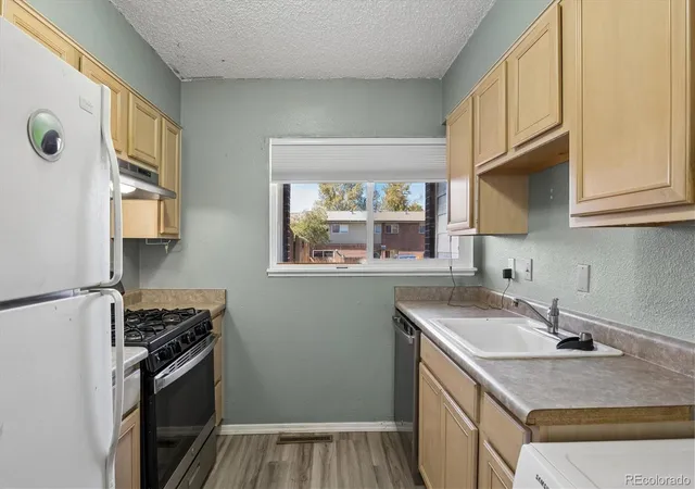 Photo 4 of Townhouse for sale at 8019 Wolff St #B, Westminster, CO 80031 | MLS# 6715089 | Listing updated on 2026-10-01