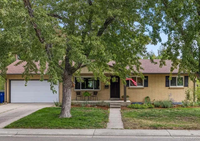 Photo 2 of Single family home for sale at 2072 Coors Dr, Golden, CO 80401 | MLS# 4379732 | Listing updated on 2026-10-12