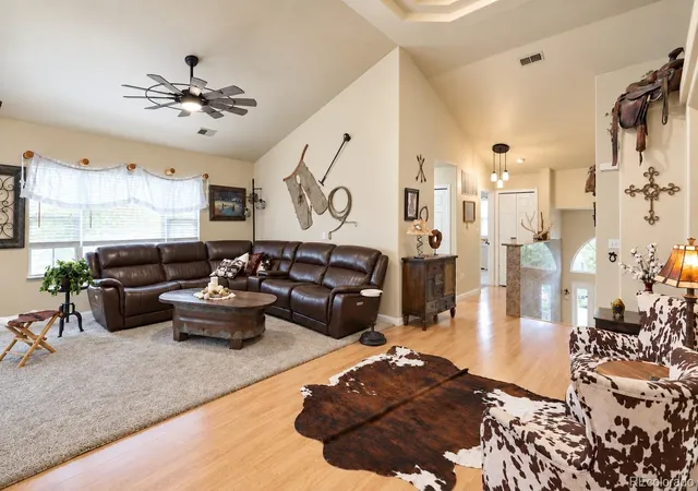 Photo 3 of Condo for sale at 4901 S Ammons St #8B, Littleton, CO 80123 | MLS# 3991533 | Listing updated on 2026-09-24