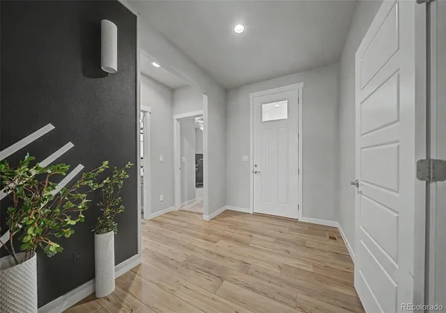 Photo 4 of Single family home for sale at 2598 Doe Ridge Way, Johnstown, CO 80534 | MLS# 8955576 | Listing updated on 2026-09-12