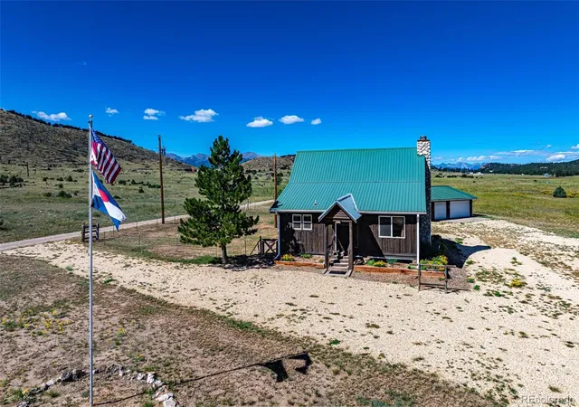 Photo 2 of Single family home for sale at 801 County Rd 27a, Cotopaxi, CO 81223 | MLS# 8770550 | Listing updated on 2026-10-02
