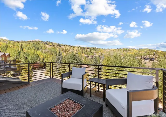 Photo 3 of Sale Pending at 329 Kestrel Ln, Silverthorne, CO 80498 | MLS# 3368078 | Listing updated on 2026-09-16
