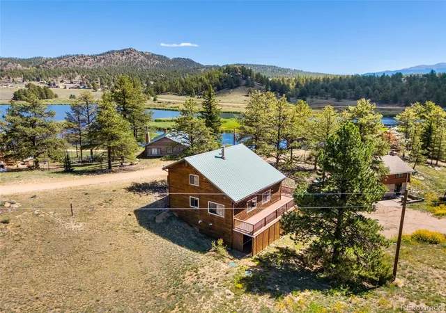 Single family home for sale at 924 Midland Ct, Lake George, CO 80827 | MLS# 3200336