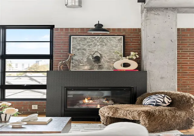 Photo 3 of Condo for sale at 1860 N Washington St #412, Denver, CO 80203 | MLS# 1924052 | Listing updated on 2026-10-09