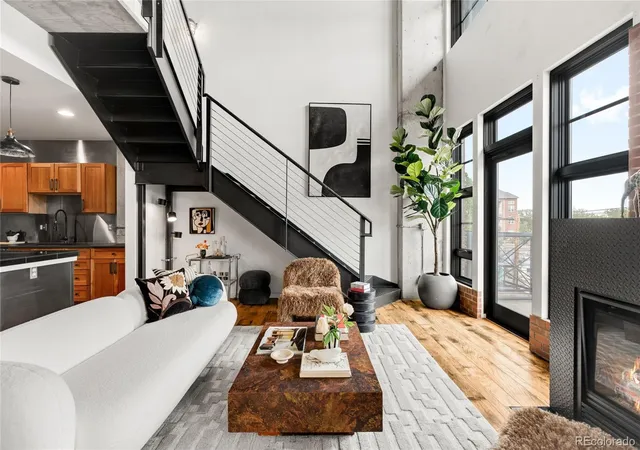 Listing Photo 4 - Condo for sale in building located at 1860 N Washington St, Denver, CO 80203 - Unit #412