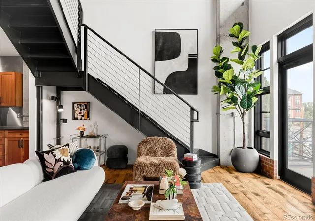 Listing Photo 5 - Condo for sale in building located at 1860 N Washington St, Denver, CO 80203 - Unit #412