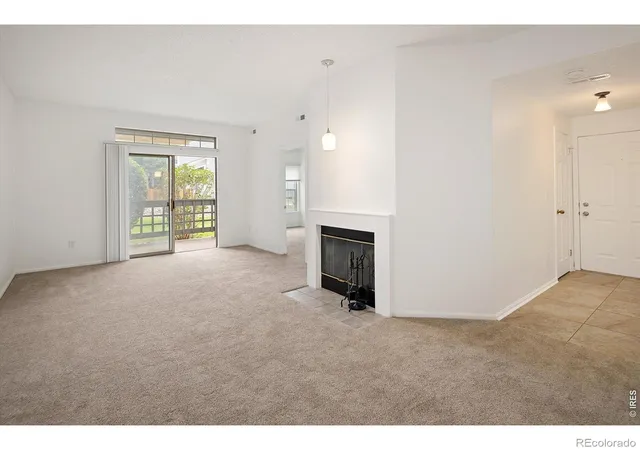 Listing Photo 5 - Condo for sale in building located at 7453 Singing Hls Dr, Boulder, CO 80301 - Unit #E105