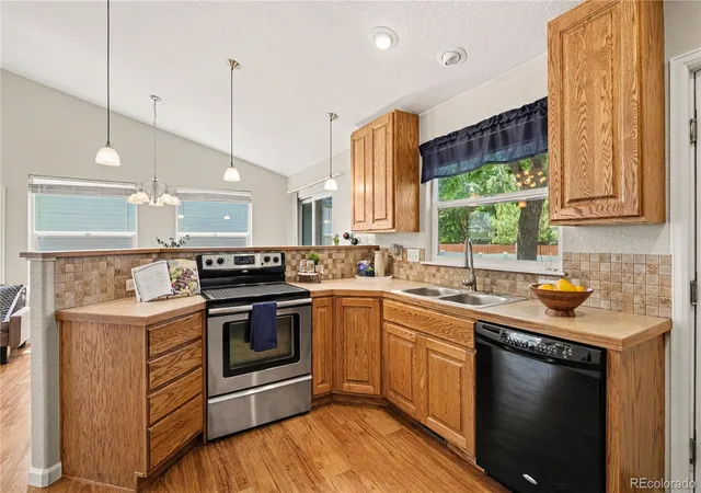 Photo 3 of Single family home for sale at 751 Blue Azurite Ave, Loveland, CO 80537 | MLS# 4265531 | Listing updated on 2026-09-19