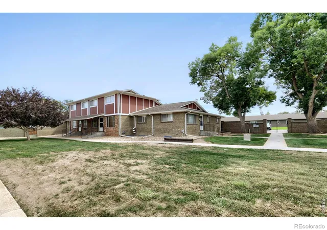 Photo 4 of Townhouse for sale at 742 27th Avenue #2, Greeley, CO 80634 | MLS# IR1068396 | Listing updated on 2026-10-04