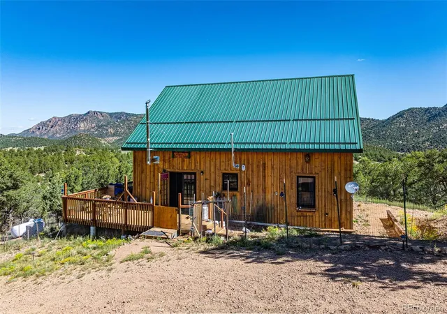 Photo 3 of Single family home for sale at 15743 County Rd 143, Canon City, CO 81212 | MLS# 4978585 | Listing updated on 2026-10-02