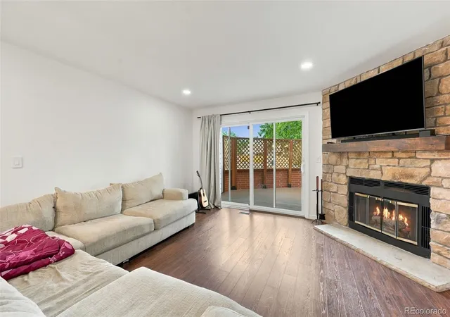 Listing Photo 1 - Condo for sale in building located at 7474 E Arkansas Ave, Denver, CO 80231 - Unit #20-01