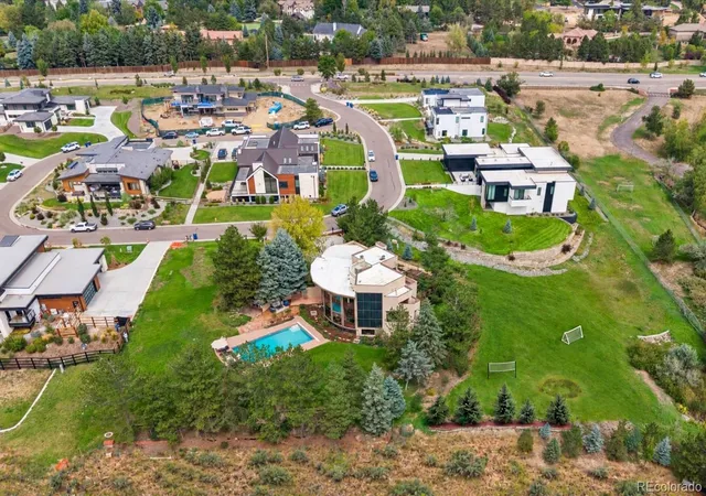 Photo 4 of Single family home for sale at 5130 S Kearney Ct, Greenwood Village, CO 80111 | MLS# 8086778 | Listing updated on 2026-10-29