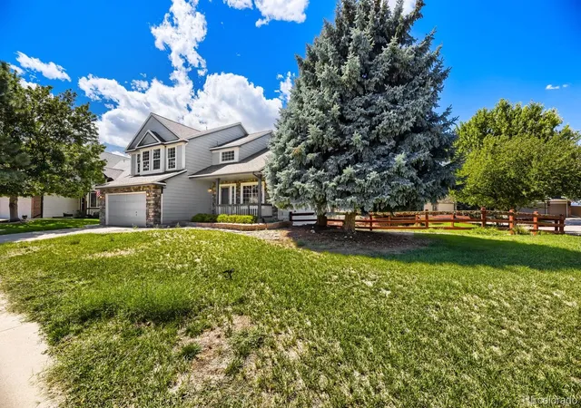 Photo 2 of Single family home for sale at 5205 S Meadow Lark Dr, Castle Rock, CO 80109 | MLS# 8639237 | Listing updated on 2026-09-25