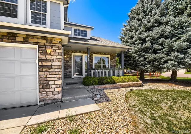 Photo 3 of Single family home for sale at 5205 S Meadow Lark Dr, Castle Rock, CO 80109 | MLS# 8639237 | Listing updated on 2026-09-25