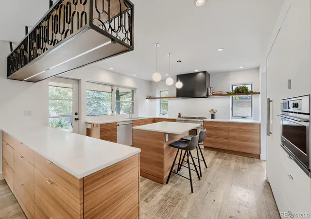 Photo 3 of Single family home for sale at 4807 E 6th Avenue Pkwy, Denver, CO 80220 | MLS# 3594132 | Listing updated on 2026-09-22