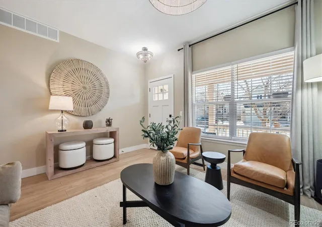Photo 3 of Single family home for sale at 1099 Thornbury Pl, Highlands Ranch, CO 80129 | MLS# 3273631 | Listing updated on 2026-10-10