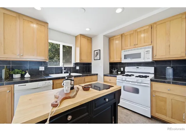 Photo 4 of Single family home for sale at 4101 Cork Dr, Laporte, CO 80535 | MLS# IR1068455 | Listing updated on 2026-09-20