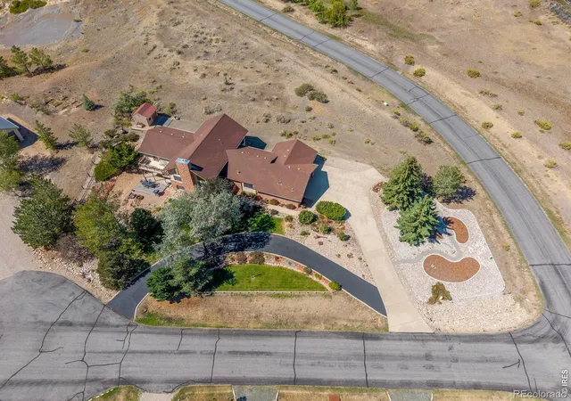 Photo 3 of Single family home for sale at 2909 Pronghorn Ct, Loveland, CO 80537 | MLS# IR1068463 | Listing updated on 2026-09-27