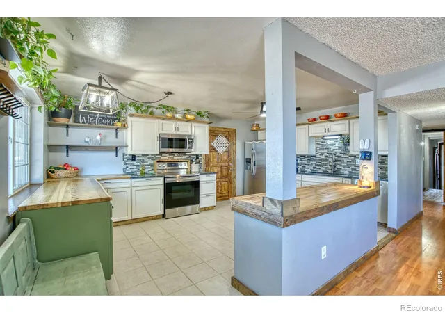 Photo 2 of Single family home for sale at 904 Vine St, Gilcrest, CO 80623 | MLS# IR1068464 | Listing updated on 2026-09-30