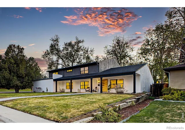 Photo 2 of Single family home for sale at 3081 S Ash St, Denver, CO 80222 | MLS# IR1068467 | Listing updated on 2026-10-09