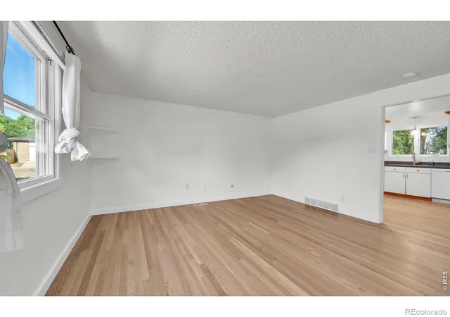 Photo 4 of Single family home for sale at 1266 Lanyon Ln, Longmont, CO 80503 | MLS# IR1068470 | Listing updated on 2026-10-09