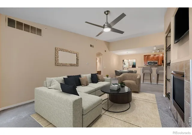 Listing Photo 5 - Condo for sale in building located at 3155 Blue Sky Cir, Erie, CO 80516 - Unit #306