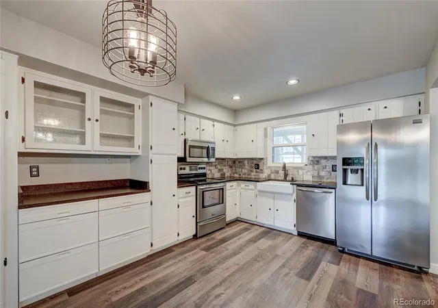 Photo 4 of Condo for sale at 2836 S Wheeling Way, Aurora, CO 80014 | MLS# 8414815 | Listing updated on 2026-09-11