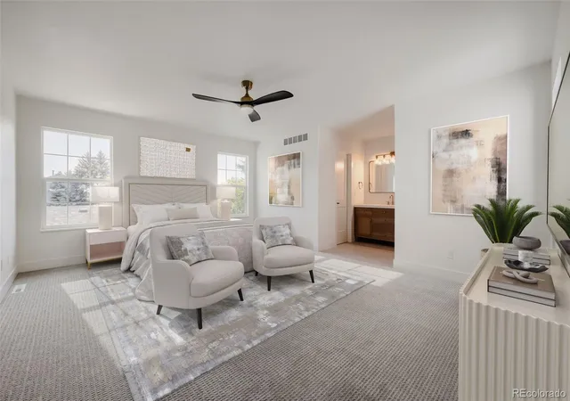 Listing Photo 2 - Condo for sale in building located at 2813 S Xanadu Wy, Aurora, CO 80014