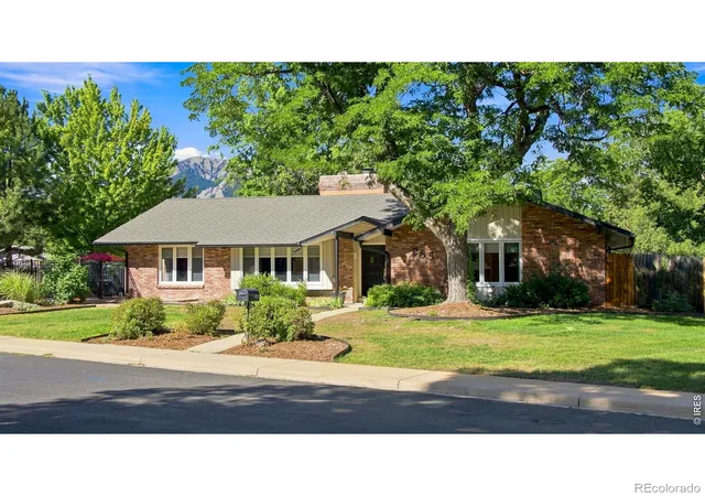 Photo 1 of Single family home for sale at 385 Fox Dr, Boulder, CO 80303 | MLS# IR1068485 | Listing updated on 2026-09-22