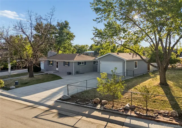 Photo 4 of Single family home for sale at 6055 Benton St, Arvada, CO 80003 | MLS# 2616232 | Listing updated on 2026-09-22