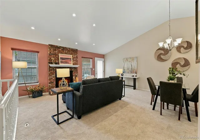 Photo 4 of Townhouse for sale at 5200 S Jellison St, Littleton, CO 80123 | MLS# 9550104 | Listing updated on 2026-10-28