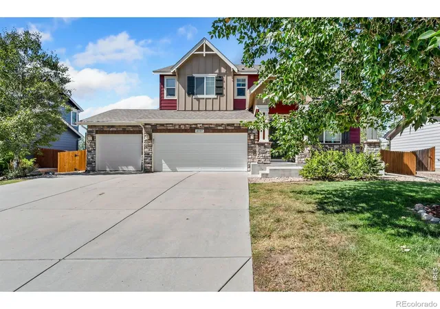 Photo 2 of Single family home for sale at 8597 Raspberry Dr, Frederick, CO 80504 | MLS# IR1068497 | Listing updated on 2026-10-10