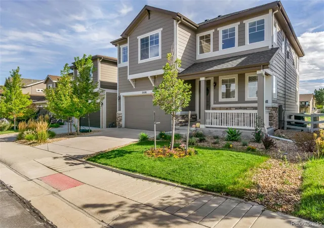 Photo 2 of Single family home for sale at 2558 Garganey Dr, Castle Rock, CO 80104 | MLS# 2052055 | Listing updated on 2026-09-14