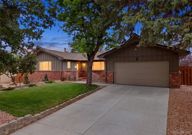 Photo 2 of Single family home for sale at 8 Raven Hl Ct, Colorado Springs, CO 80919 | MLS# 5787439 | Listing updated on 2026-10-06