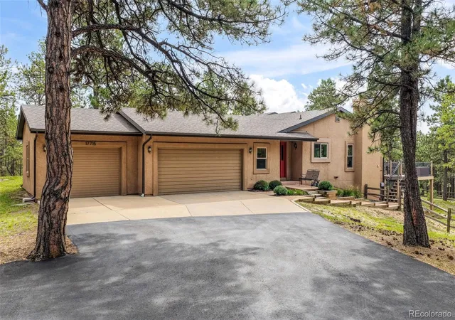 Single family home for sale at 17715 Merryhill Ct, Monument, CO 80132 | MLS# 2178555