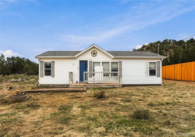 Photo 2 of Single family home for sale at 30 W 8th Avenue, Coal Creek, CO 81221 | MLS# 1576602 | Listing updated on 2026-09-13