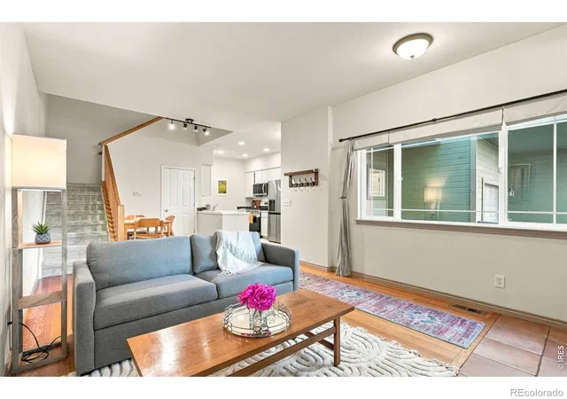 Photo 4 of Townhouse for sale at 818 S Terry St #101, Longmont, CO 80501 | MLS# IR1068518 | Listing updated on 2026-09-20