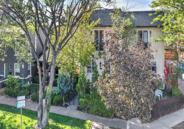 Photo 3 of Townhouse for sale at 2527 Tremon Tremont, Denver, CO 80205 | MLS# 9746220 | Listing updated on 2026-10-12