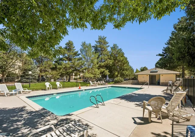 Listing Photo 2 - Condo for sale in building located at 8787 Allison Dr, Arvada, CO 80004 - Unit #D