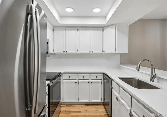 Listing Photo 5 - Condo for sale in building located at 8787 Allison Dr, Arvada, CO 80004 - Unit #D